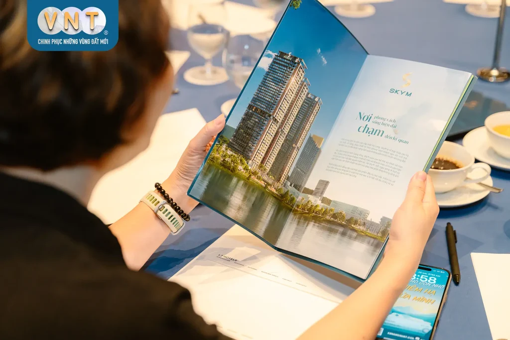 private-booking-skym-ha-long-12-1024x683-1-1 Private booking SkyM Hạ Long