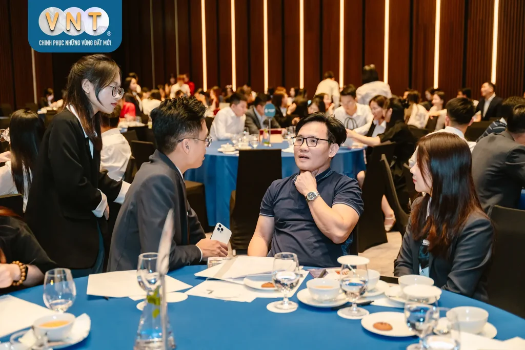 private-booking-skym-ha-long-17-1024x683-1-1 Private booking SkyM Hạ Long