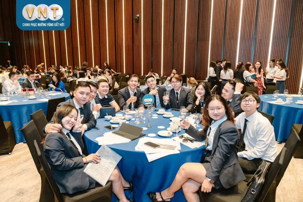 private-booking-skym-ha-long-19-1024x683-1-1 Private booking SkyM Hạ Long
