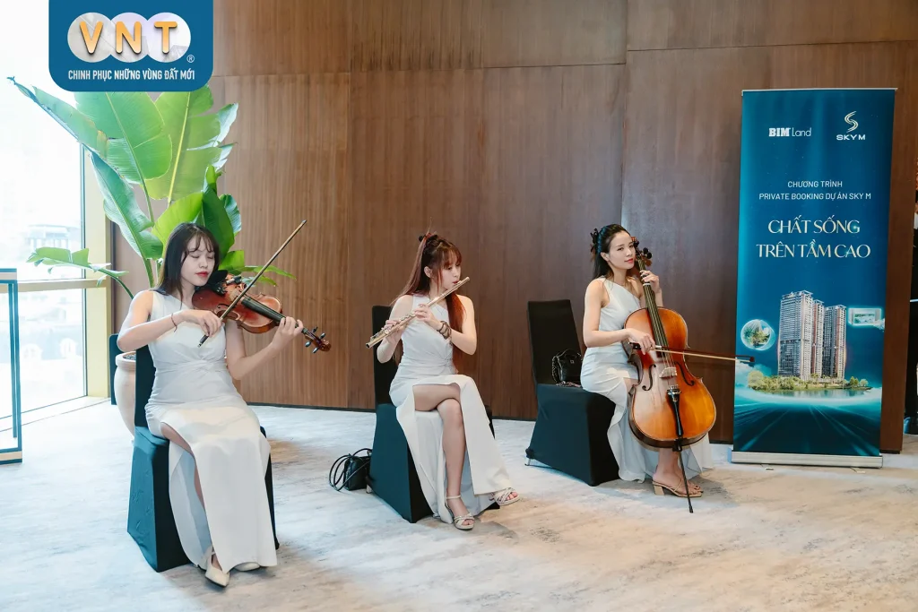 private-booking-skym-ha-long-4-1024x683-1-1 Private booking SkyM Hạ Long